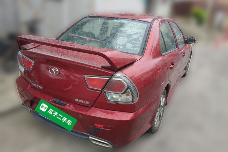 Used Soueast V3 Lingyue 2012 Revised Version 1.5L Manual – Style Edition
