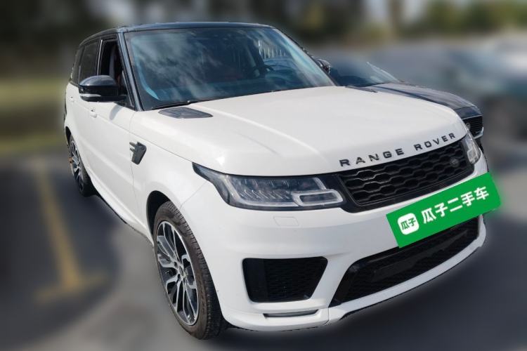 Used Land Rover Range Sport 2021 3.0 L6 YAO Black Edition Front Right 45 Deg