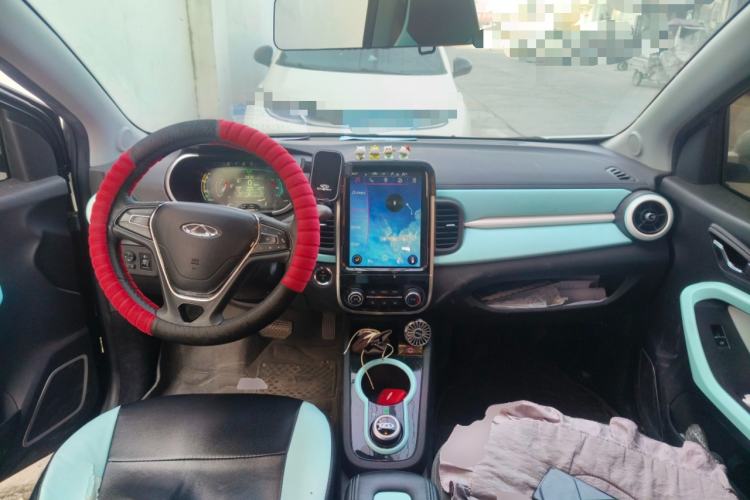 Used Chery Little Ant 2021 150 000 Yuan "Ant Fan" Edition New Ant Cool Version Lithium-Ion Battery Center Console