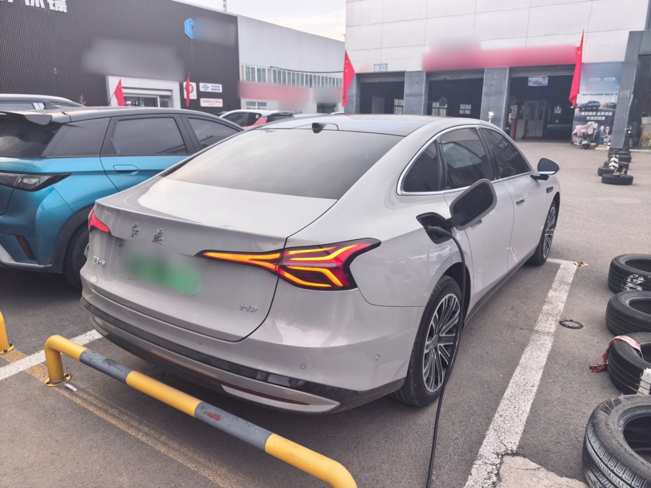 Hongqi H7 PHEV 2026 Model 240 Intelligent Hybrid — снимка 5