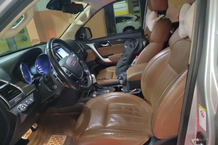 Used Haval H9 2015 2.0T Four-Wheel Drive Luxury 7-Seater
