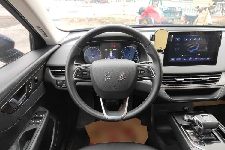 Used Hongqi E-QM5 2022 431 km Charge & Enjoy Edition
