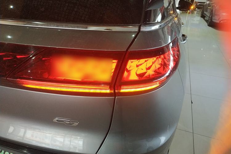 Used XPeng G3 2020 520i Luxury Edition Exterior 3