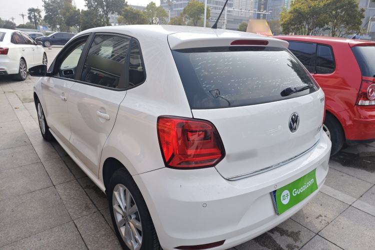 Used Volkswagen Polo 2016 1.6L Automatic Luxury Model Rear Left 45 Deg