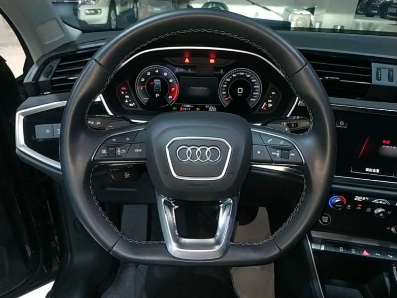 Used Audi Q3 2023 35 TFSI Fashion Dynamic Model (1.4T) — 10