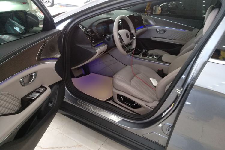 Used BYD Han 2024 DM-i Glory Edition 121KM Premium Model
