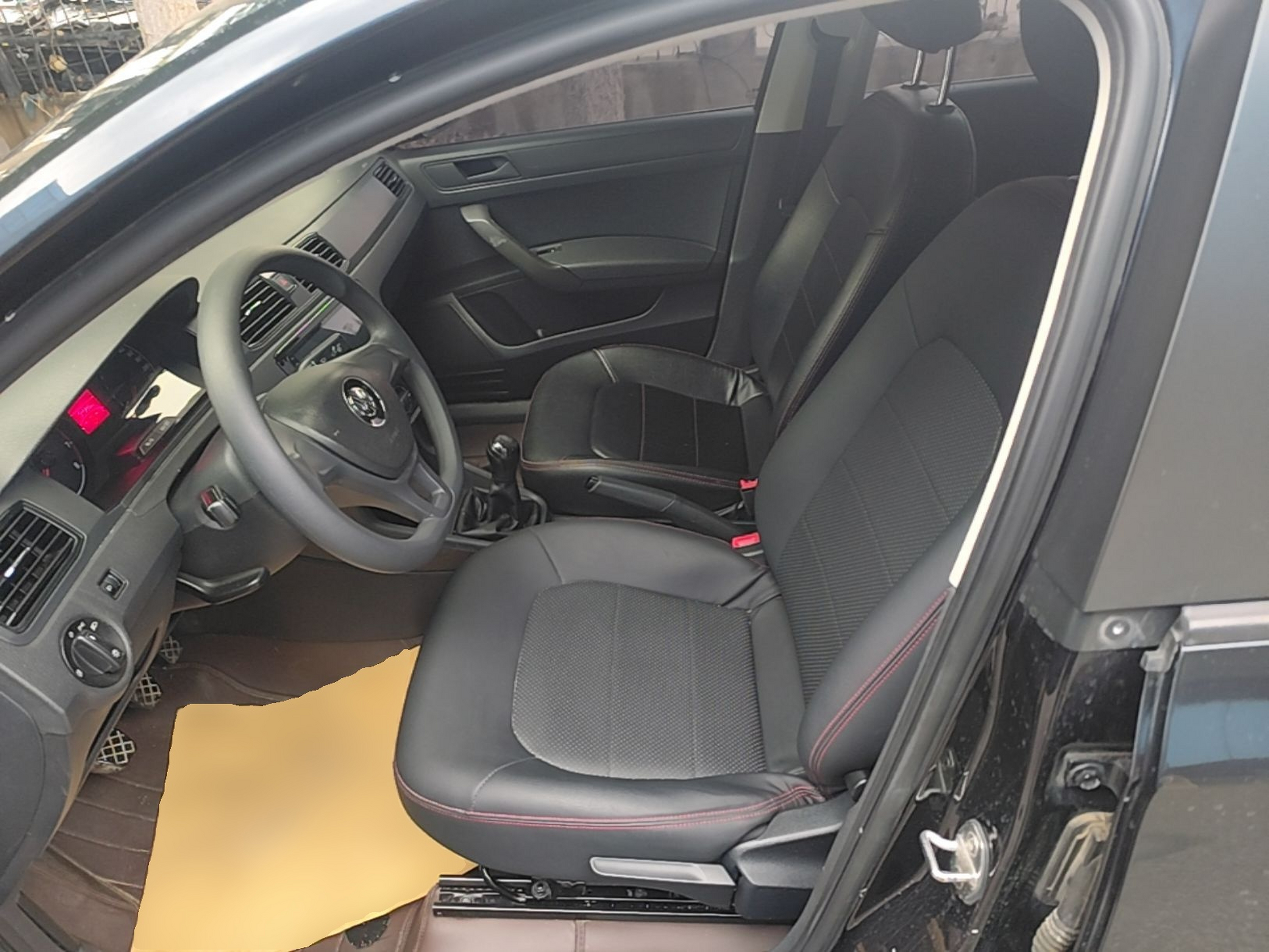 Interior delantero