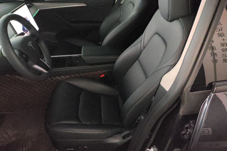 Used Tesla Model Y 2024 Rear-Wheel-Drive Version Left Front Seat