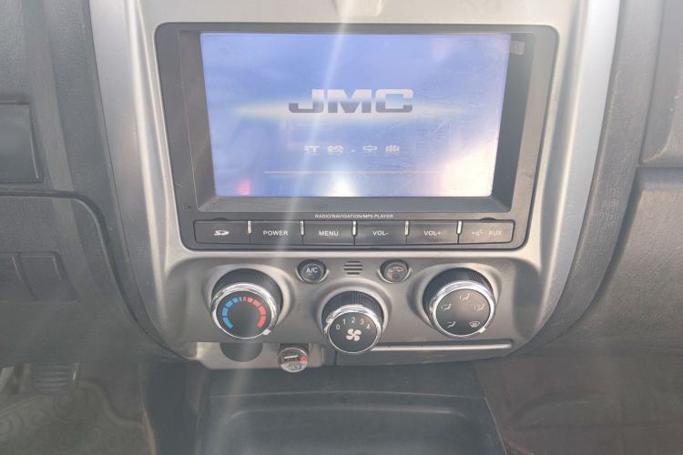 Used JMC Baodian 2016 2.8T New Value-Added Diesel Two-Wheel Drive Standard Version JX493ZLQ4G Audio And AC Panel