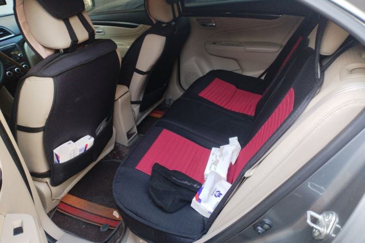 Used Suzuki Alivio 2015 1.6L Automatic Comfort Model Interior 4