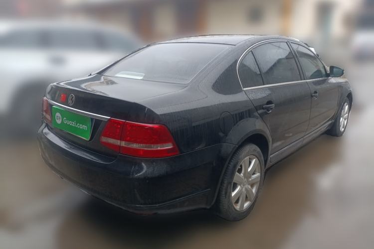 Used Volkswagen Passat 2009 2.0L MFI Automatic Luxury Edition