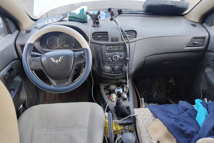 Used Wuling Hongguang 2015 1.5L S Base Model China IV