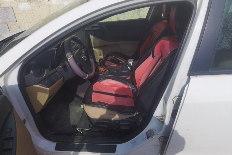 Used Mazda 3 2011 Sedan 1.6L Manual Comfort Model
