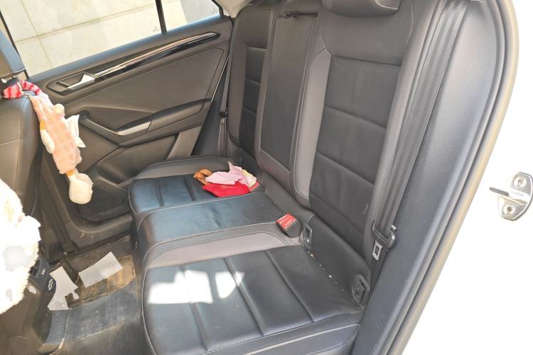 Used Volkswagen T-ROC 2018 280TSI DSG Two-Wheel Drive Comfort Version China VI Standard