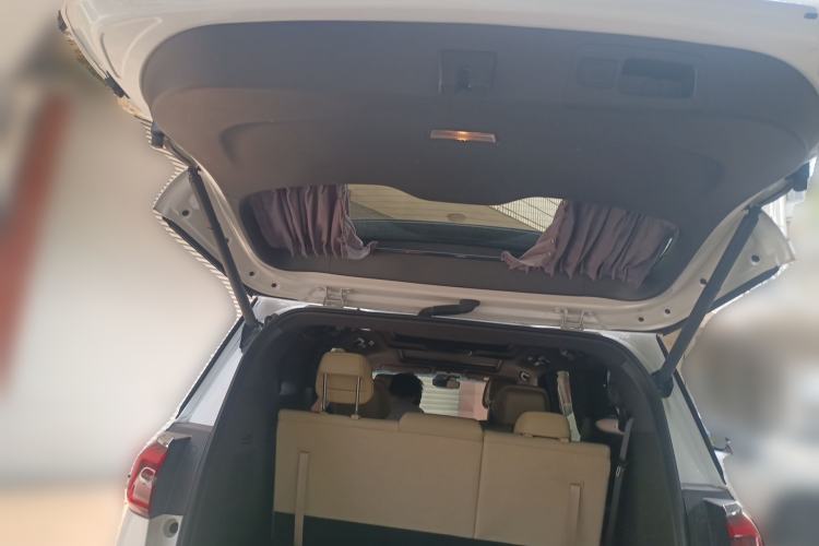 Used Buick GL8 2022 ES Landtrek 653T Flagship Model Trunk