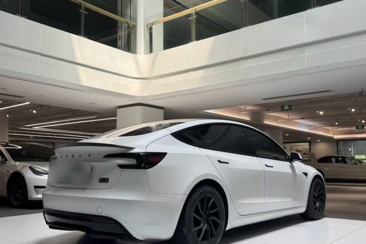 Used Tesla Model 3 2024 High-Performance All-Wheel-Drive Version
