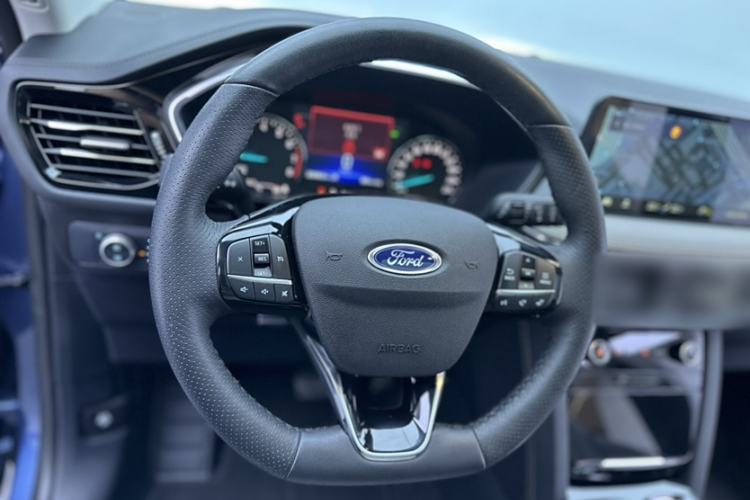 Used Ford Escape 2020 EcoBoost 245 Two-Wheel-Drive Titanium Edition