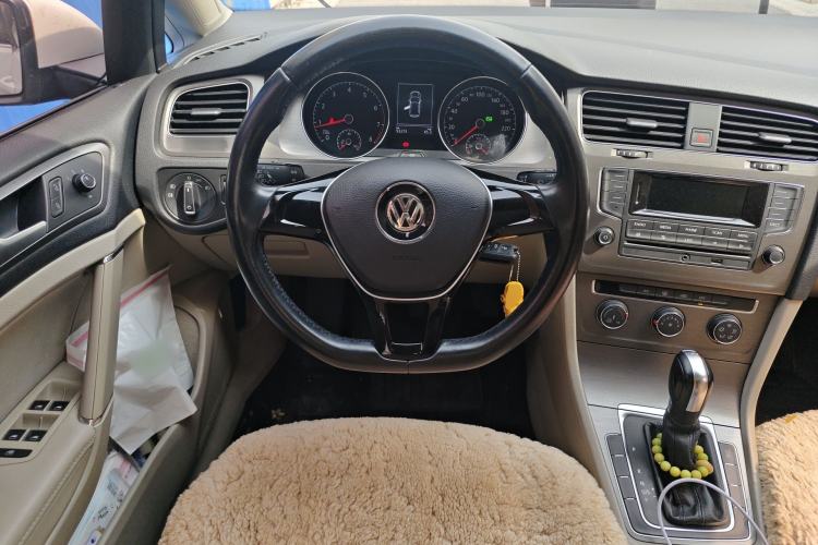 Used Volkswagen Golf 2015 1.4TSI Automatic Comfort Model