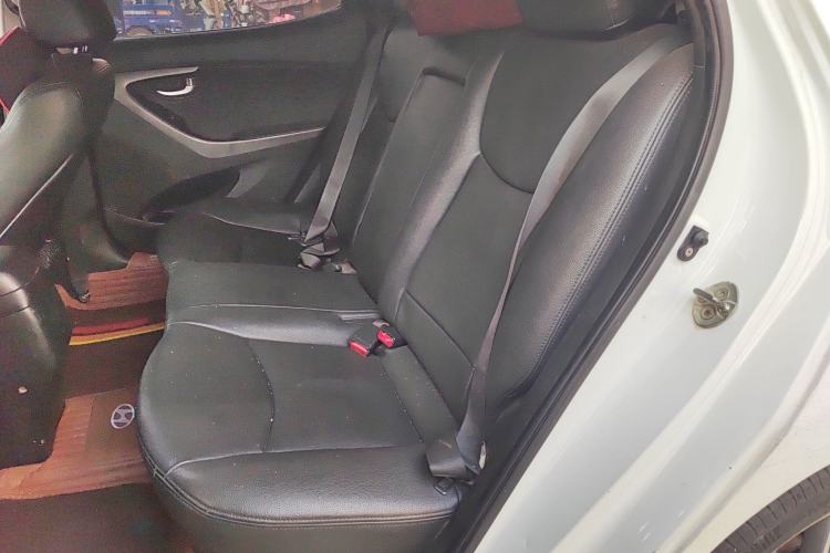 Used Hyundai Elantra (5th Generation / Langdong) 2015 1.6L Automatic Leading Model
