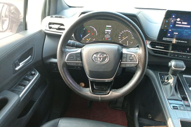 Used Toyota SIENNA 2021 2.5L Hybrid Premium Edition Steering Wheel