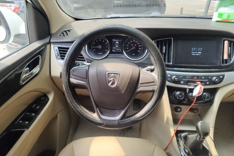 Used Baojun 730 2016 1.5L Manual Comfort Version 7 Seats China V Emission Standard
