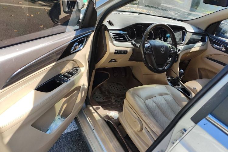 Used Baojun 730 2016 1.5L Manual Luxury Edition 7 Seats
