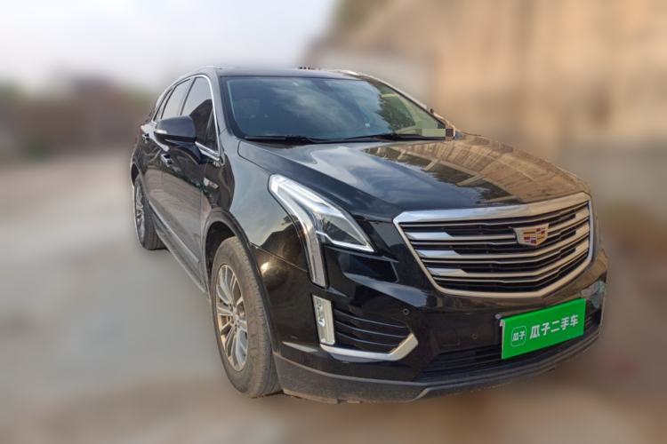 Used Cadillac XT5 2016 28T Four-Wheel Drive Luxury Model Front Right 45 Deg