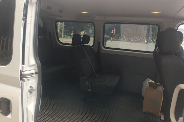 Used SAIC MAXUS Xintu V80 2024 Aotong Value Edition 6MT Short Wheelbase Ultra-Low Roof 127 Ps 7/8/9-Seater
