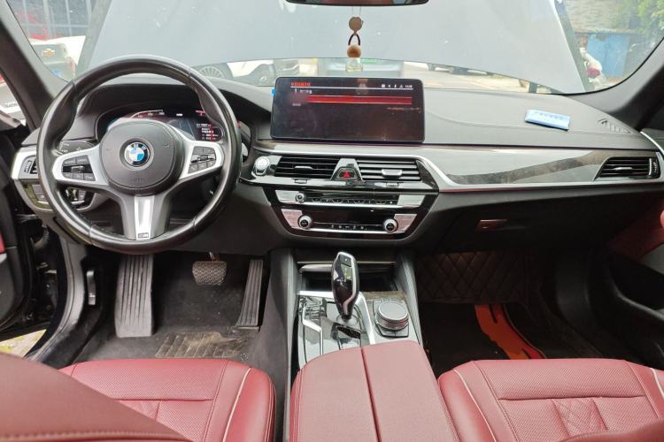 Used BMW 5 Series 2021 Facelifted 525Li M Sport Package
