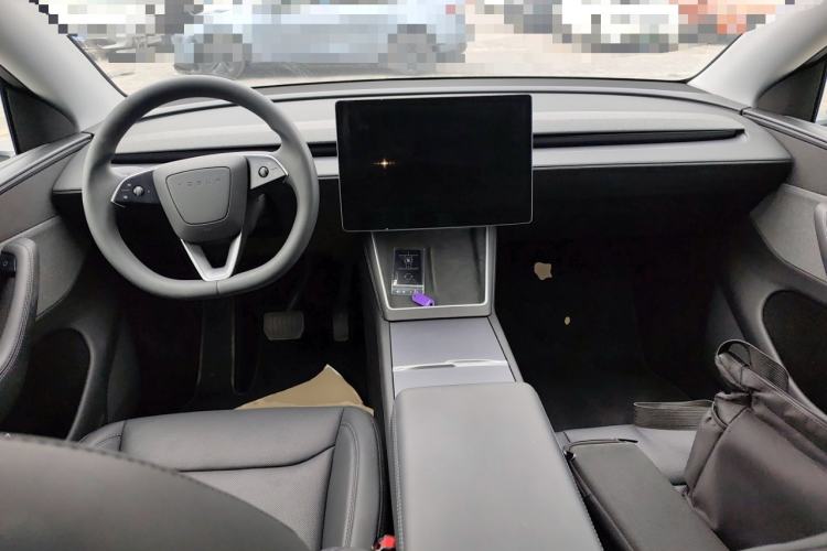 Used Tesla Model Y 2025 Rear-Wheel Drive First Edition