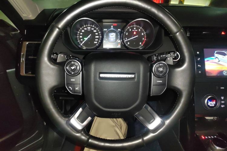 Used Land Rover Discovery 2017 3.0 SC V6 SE
