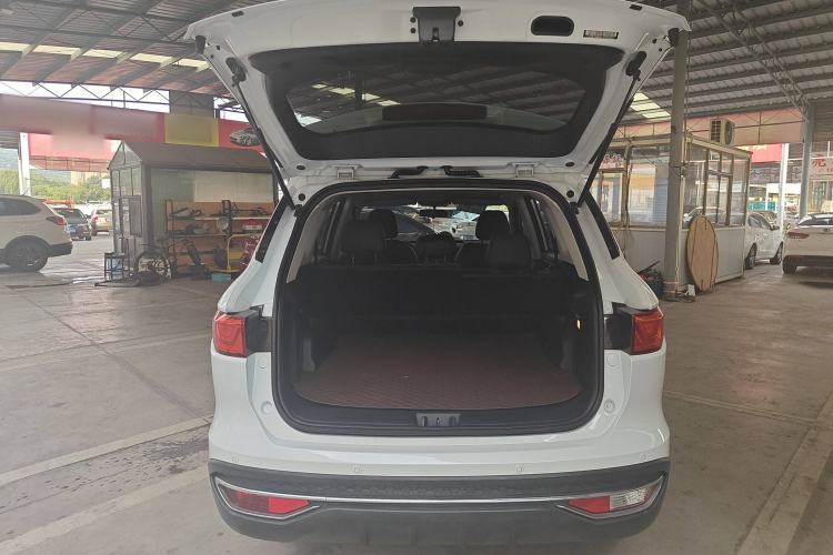 Used Sinotruk VGV U70 2020 1.5T Automatic Smart Luxury Edition 5 Seats
