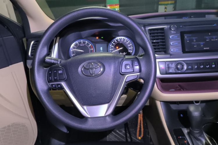 Used Toyota Highlander 2017 2.0T Four-Wheel Drive Elite Edition 7-Seater
