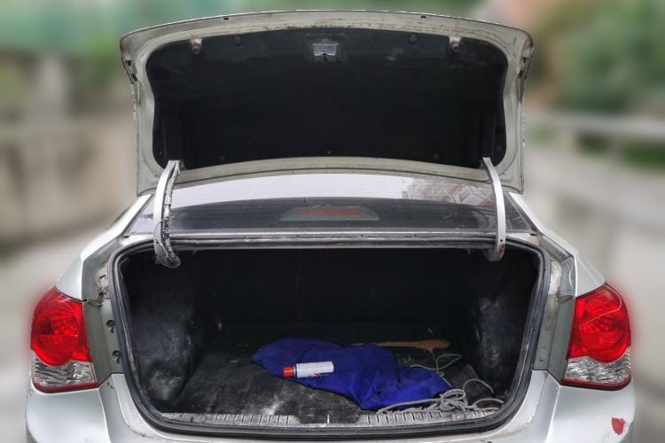 Used Chevrolet Cruze 2013 1.6L SL MT Trunk