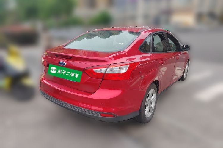 Used Ford Focus 2012 Sedan 1.6L Automatic Fashion Edition