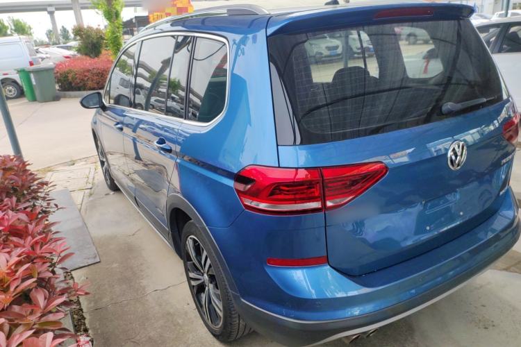 Used Volkswagen Touran 2018 Volkswagen Touran L 280TSI DSG Boundary Edition 6-Seater China VI Standard