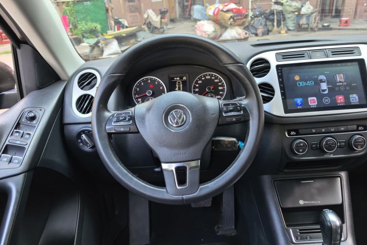 Used Volkswagen Tiguan 2016 280TSI Automatic Two-Wheel Drive Silk Road Comfort Edition Steering Wheel