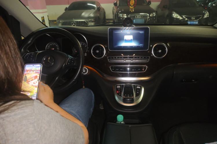 Used Mercedes-Benz V-Class 2017 V 260 L Prestige Extended Edition