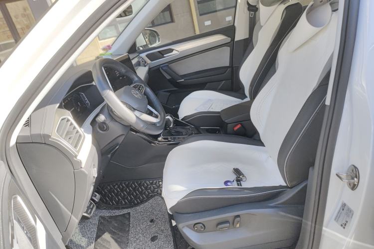 Used Volkswagen Tayron X 2024 330TSI Two-Wheel-Drive Prestige High-Energy Edition
