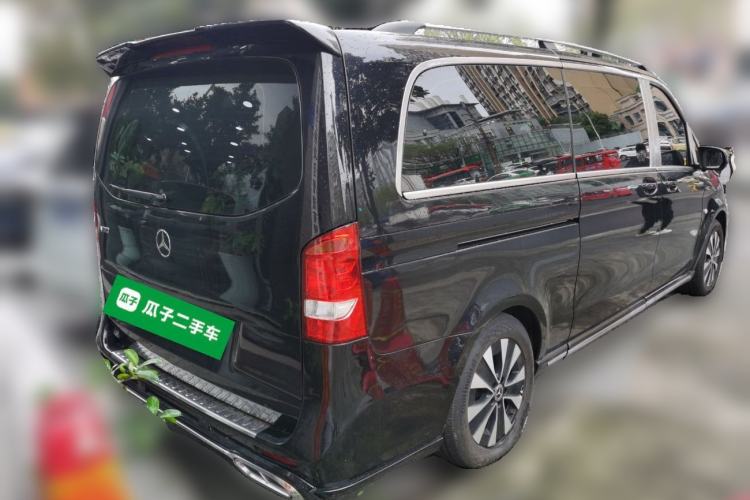 Used Mercedes-Benz Vito 2023 2.0T Elite Version 7 Seats Rear Right 45 Deg