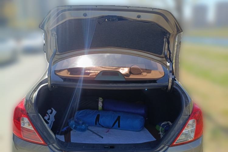 Used Nissan Sunny 2015 1.5XE Manual Comfort Edition Trunk