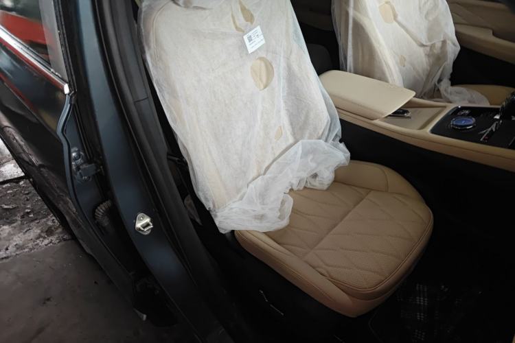 Used Geely Auto Monjaro L 2025 Dongfang Yao 2.0TD Automatic Jinzhao Edition Right Front Seat