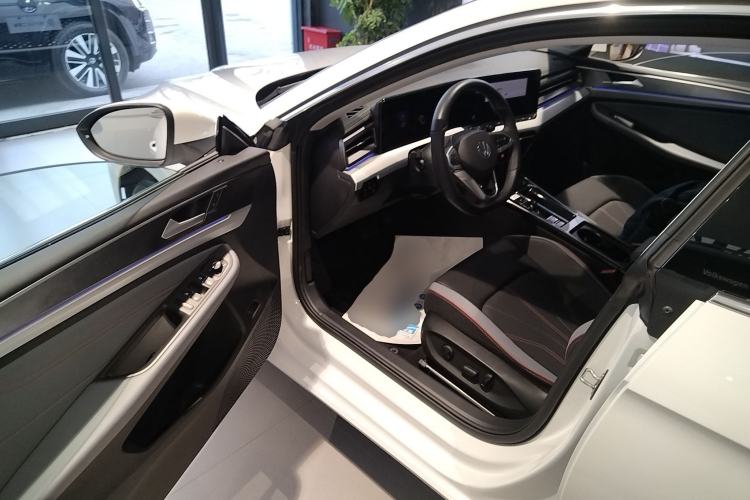 Used Volkswagen Lamando 2025 Lavida L 280TSI DSG Cool & Spicy Edition