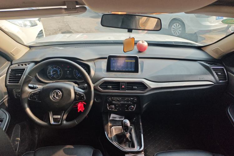 Used Dongfeng Fengon S560 2019 1.8L Manual Urban Model