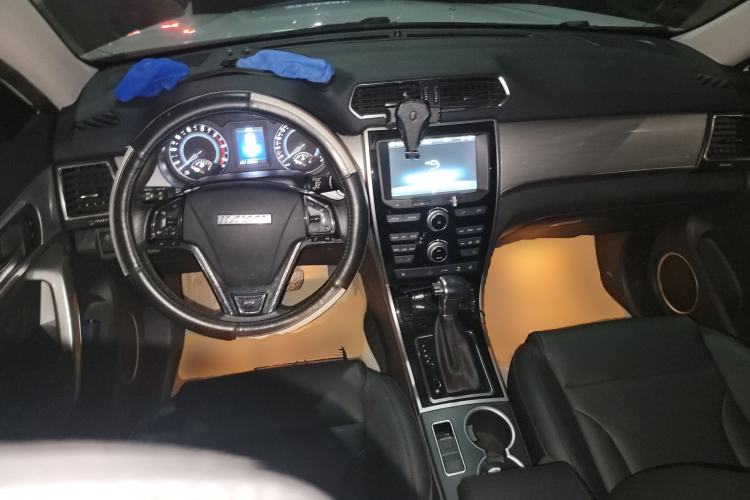 Used Haval H2 2016 Red-Label 1.5T Automatic Two-Wheel Drive Luxury Model