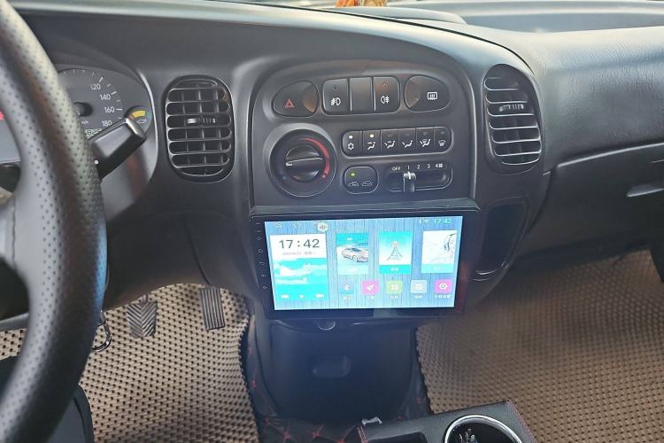 Used JAC Refine 2012 1.9T Shuttle Diesel Comfort Version HFC4DB1-2C
