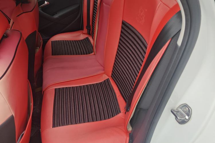 Used Volkswagen Polo 2016 1.6L Automatic Comfort Model
