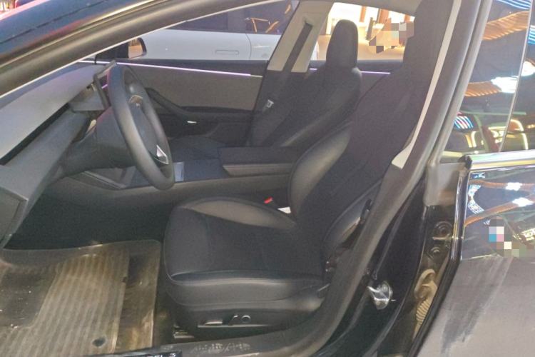 Used Tesla Model 3 2023 Rear-Wheel-Drive Version
