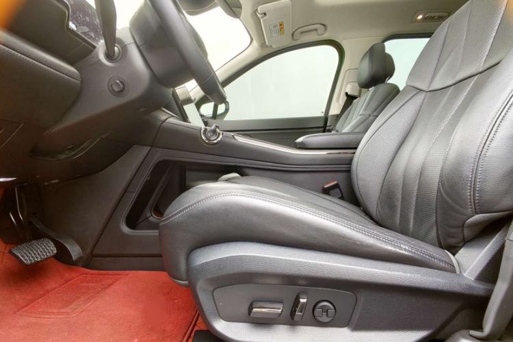 Used Nio ES8 2020 415 km Range 6-Seater Version