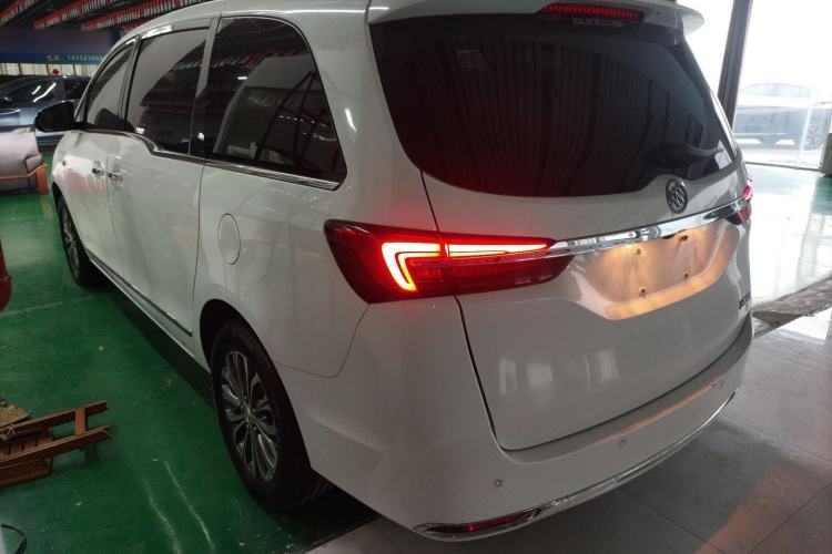 Used Buick GL8 2021 Land Cruiser Executive Class 652T Luxury Model
